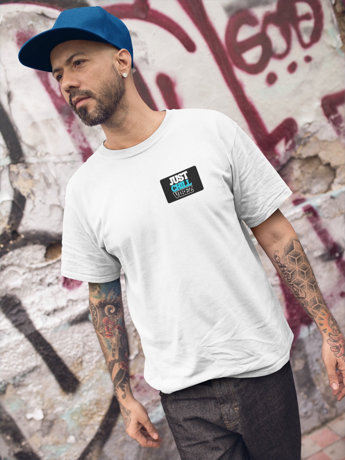 JUST CHILL VIBEZ LOGO T-SHIRT